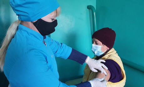 На Луганщині зроблено майже 390 тисяч щеплень проти COVID-19