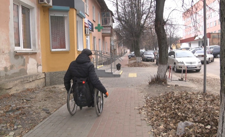 Один з кварталів Шостки став цілком доступним для маломобільних груп населення