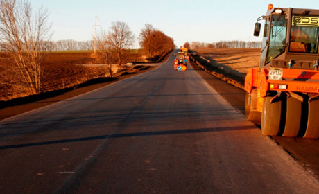 На автодорозі Гадяч-Миргород завершують облаштування узбіччя