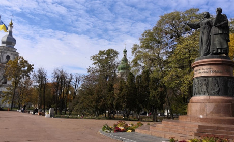 Долю монумента «возз’єднання» визначать на громадських слуханнях