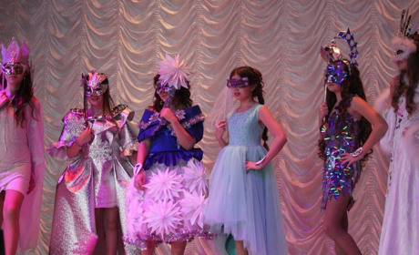 «Снігова Королева 2021». У Нікополі влаштують свято новорічного костюму: як узяти участь