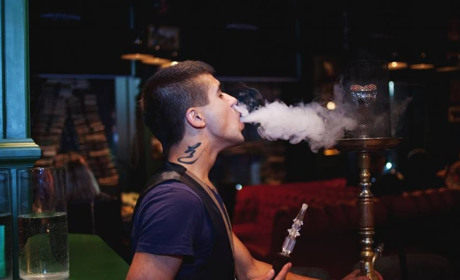 У чому небезпека куріння кальяну?