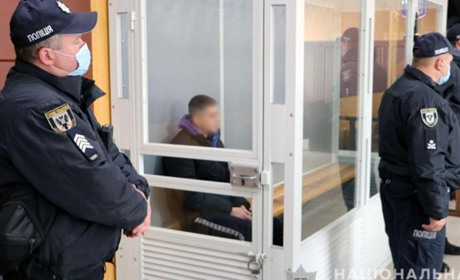 Слідство у справі вбивства поліцейського на Масанах ще триває. Підозрюваних тримають під вартою