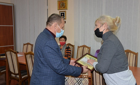 Новини громади за 6-12 грудня: у місті подяки і нагороди вручали, фотозони створювали, а у селі-сказ