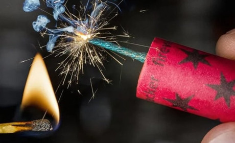 Надзвичайники Нікополя закликають населення до обережного поводження із піротехнікою