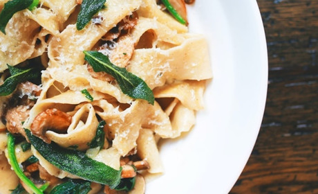 Готуємо вечерю: швидко, смачно та з простих продуктів