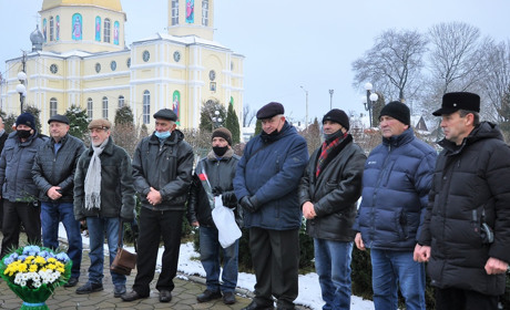 У Сарнах вшанували ліквідаторів Чорнобильської аварії. Фоторепортаж