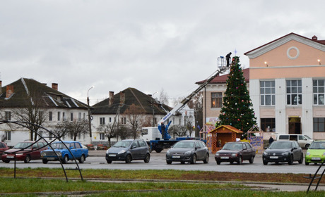 Ялинку у Корюківці відкриють 20 грудня. Що буде у програмі