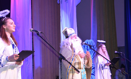 Святкові вихідні у Гадяцькій громаді: відкривали резиденцію Миколая і запалювали новорічну ялинку