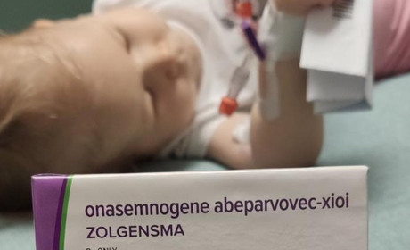 Аделіна Мотенко з Херсонщини отримала найдорожчі у світі ліки