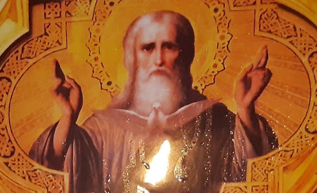 У чортківському храмі Святої Покрови виставлено ікону Бога-Отця і Духа Святого, що замироточила