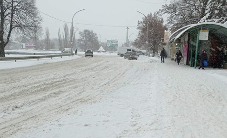 28 грудня у Первомайську хуртовина, що відбувається на дорогах: оновлюється