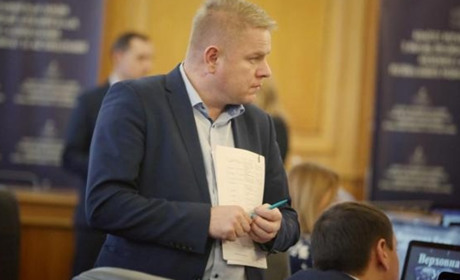 6 питань нардепу телефоном: як відповідав Віктор М’ялик