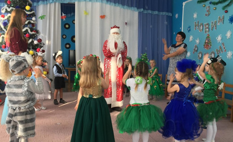 Дошкільна освіта: новорічні свята в дитсадку "Барвінок"