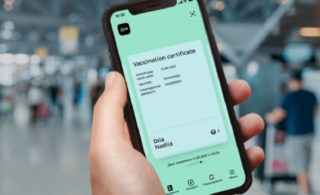 Щеплені бустерною дозою отримають новий COVID-сертифікат: скільки буде чинний та коли з'явиться