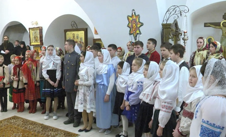Вперше у Свято-Харлампієвському жіночому монастирі пройшов фестиваль колядок