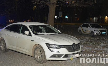 У Дрогобичі на Різдво місцевий житель викрав Renault, але далеко втекти йому не вдалось
