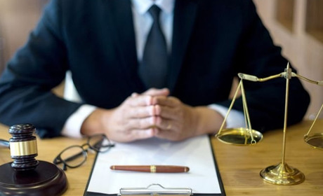 На адвокатів та позовні заяви: скільки виконком Нікополя планує витратити у 2022 році