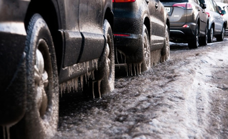 Ще кам'яної солі: управління благоустрою Нікополя замовило протиожеледні матеріали вдруге