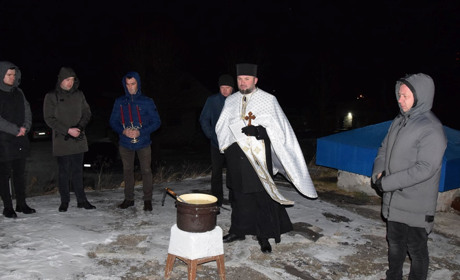 Як і торік, у чортків`ян з крана сьогодні тече освячена вода
