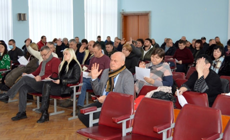 Які питання розглядалися на черговій сесії Барської міської ради 20 січня