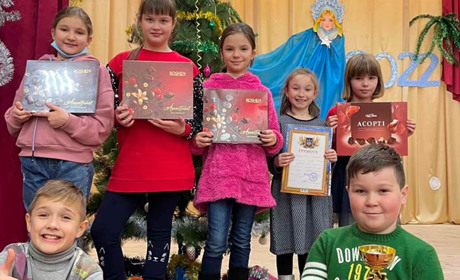 Вихованці Гришинського ЦКіД - переможці конкурсу "Новорічні ялинки"