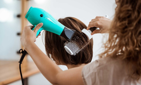 Календар стрижок на лютий: вдалі дні для нової зачіски й фарбування