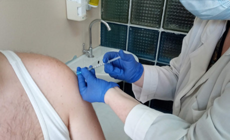 Як викликати мобільну бригаду з вакцинації: для тих, хто не може потрапити до пункту щеплень