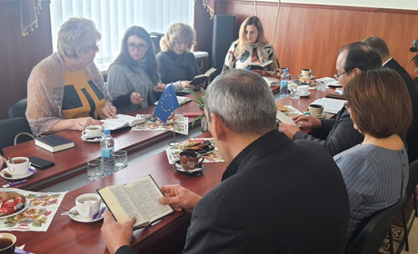 На молитовному сніданку в Білопіллі молились за мир і єдність в країні