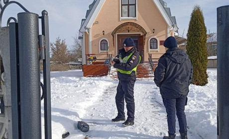 Зловмисника, який хотів пограбувати церкву, правоохоронці затримали в стінах храму