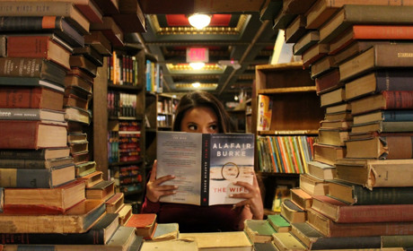 Досить збирати пил на полицях: конотопцям пропонують подарувати книгам друге життя