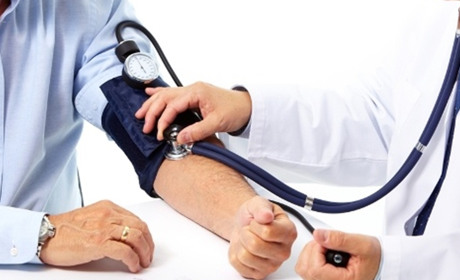 Перелік безоплатних послуг для тих, хто має підписану декларацію з сімейним лікарем