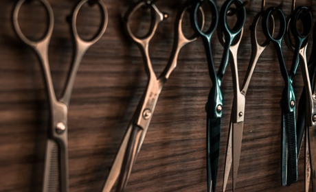 Календар стрижок на березень 2022: коли краще фарбувати та стригти волосся