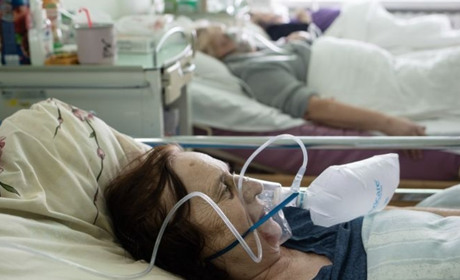 У Корюківській лікарні перебуває 63 пацієнтів з ковід. Госпіталізували найстаршу, 96-річну сновчанку