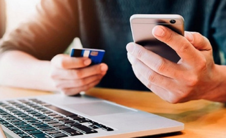 Шахраї від імені керівництва податківців просять перерахувати гроші на карту