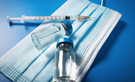 Старокостянтинівщина "вакцинована" на 48 відсотків, але кількість бажаючих щепитися знизилася