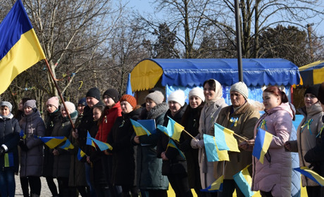 День єднання: як відзначили нове державне свято у Нижніх Сірогозах