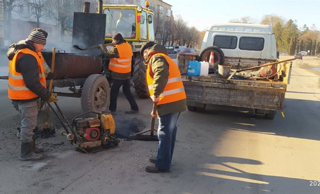Новини громади за 14-20 лютого: вишкіл для цивільних, ремонт доріг