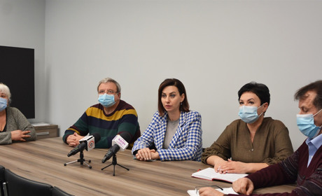 Дитсадки відновлюють роботу, школи - на «дистанції» до кінця місяця