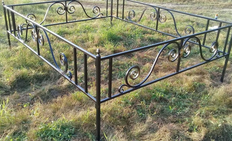 Как защитить место захоронения от посторонних?