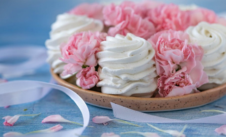 Чим замінити солодощі у раціоні