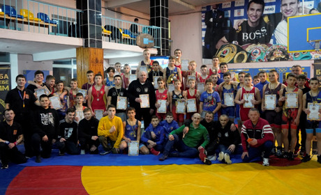Кращі моменти з обласного чемпіонату з греко-римської боротьби у Жмеринці: відео