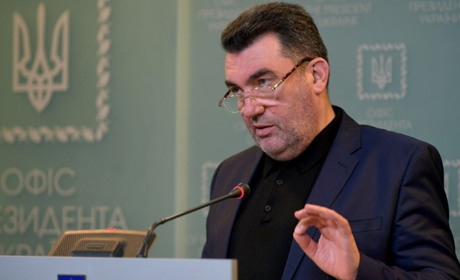 На всій території України введуть надзвичайний стан - Данілов