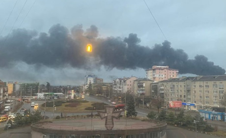 В Франківську горить аеропорт: по місту звучать сирени