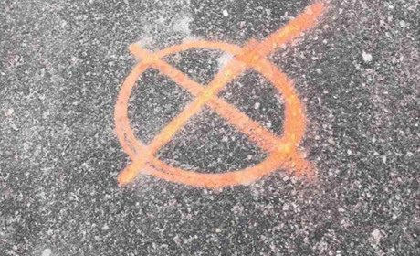 Укравтодор закликає громадян фіксувати та знищувати на дорогах позначки, які використовують вороги