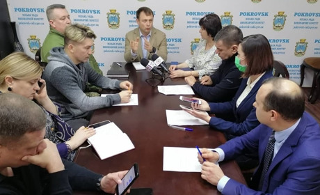 Нарада при міському голові: Покровськ живе за особливим графіком