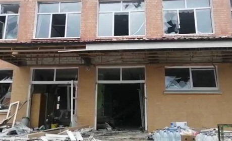 Зруйновані дві школи та приватні будинки: наслідки обстрілу окупантами Чернігова 3 березня