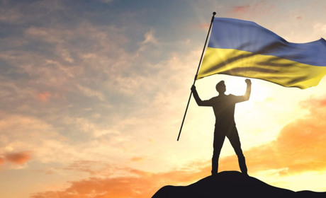 Де мешканці Дніпропетровщини можуть отримати психологічну допомогу: телефони гарячих ліній