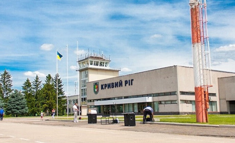 Вілкул: по аеропорту під Кривим Рогом завдано ракетних ударів