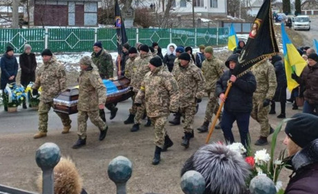 Чортківщина попрощалася із Героєм Андрієм Місяцем